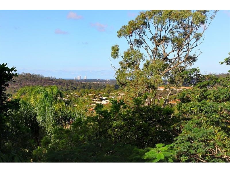 30 Palmerston Drive, Oxenford QLD 4210