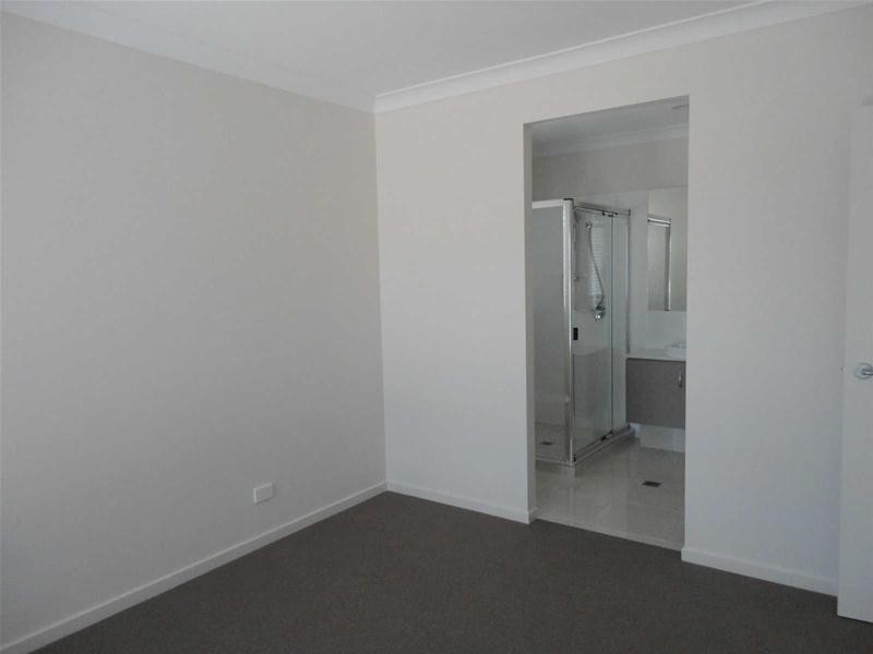 14 Pamphlet Lane, Coomera QLD 4209