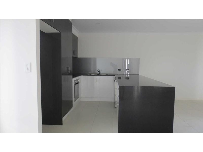 1/7  Bottle Brush Circuit, Coomera QLD 4209