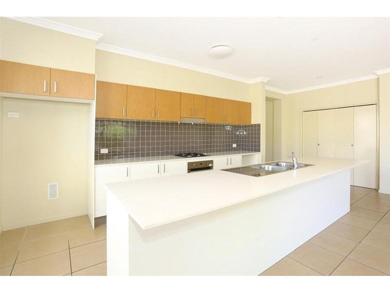 4 Crusade Court, Coomera Waters QLD 4209