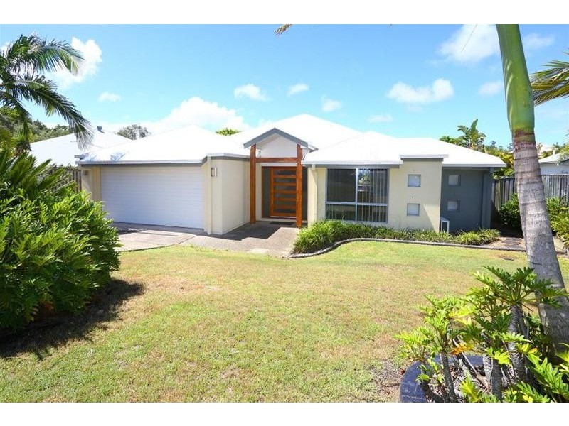 4 Crusade Court, Coomera Waters QLD 4209