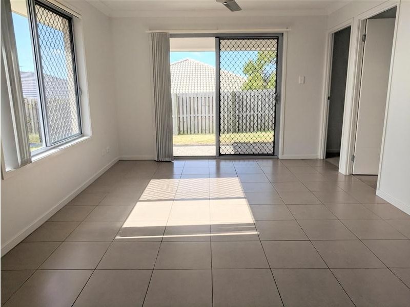 16  Charles Avenue, Pimpama QLD 4209