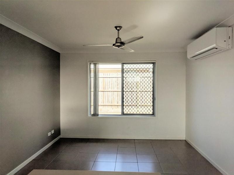 16  Charles Avenue, Pimpama QLD 4209