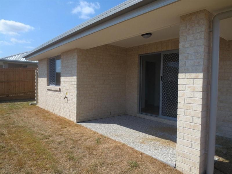 16  Charles Avenue, Pimpama QLD 4209