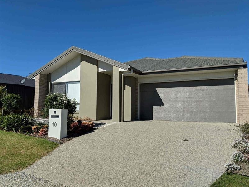10 Cygnus Crescent, Coomera QLD 4209