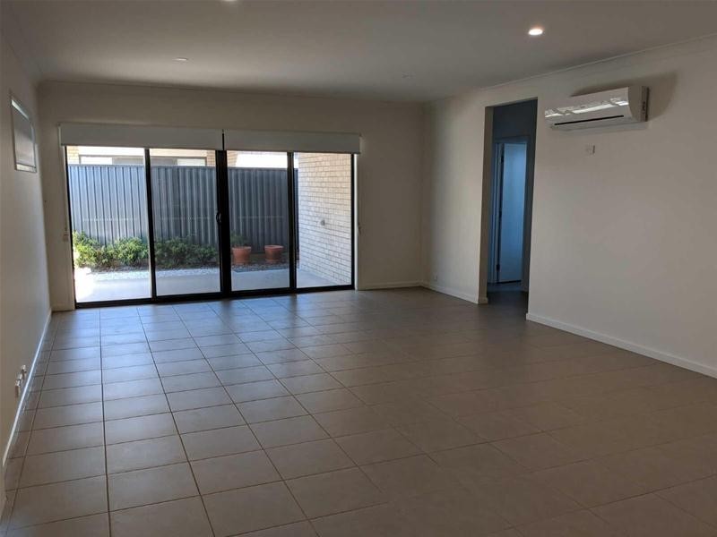 10 Cygnus Crescent, Coomera QLD 4209