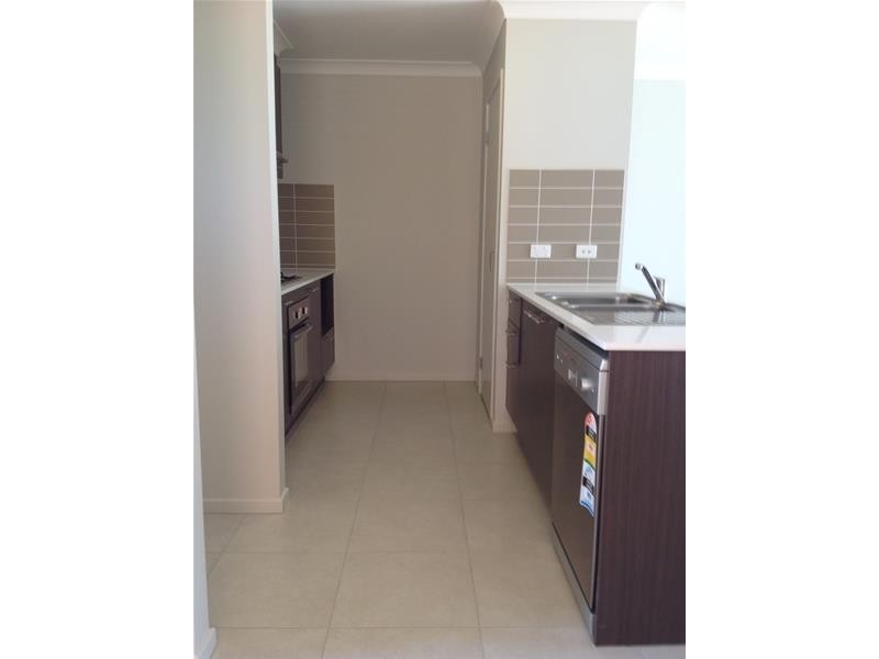 3 Christine Drive, Coomera QLD 4209