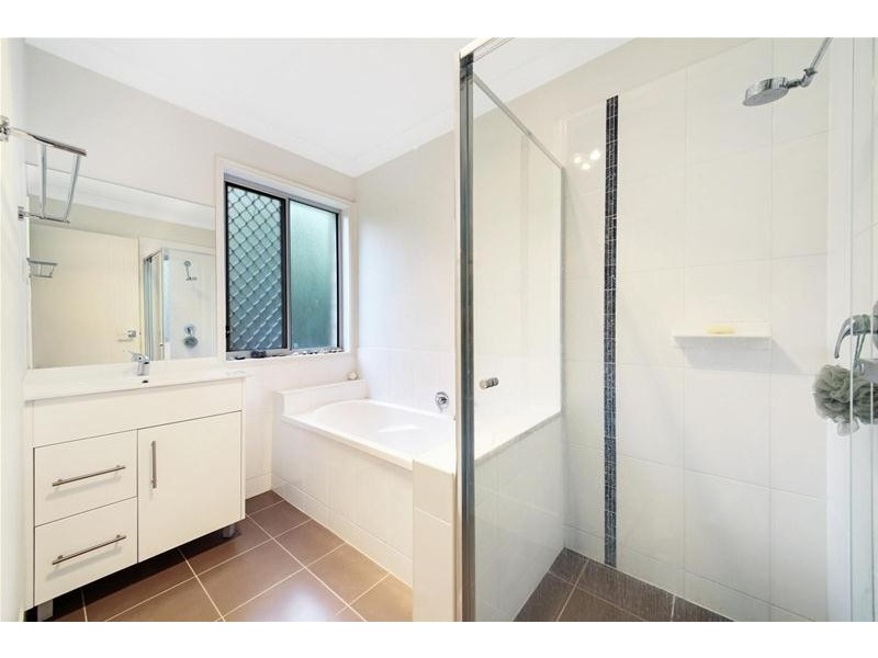 8 McWang Road, Pimpama QLD 4209