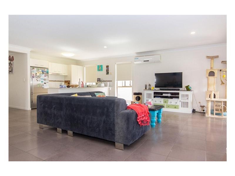 3 Beaumont Drive, Pimpama QLD 4209