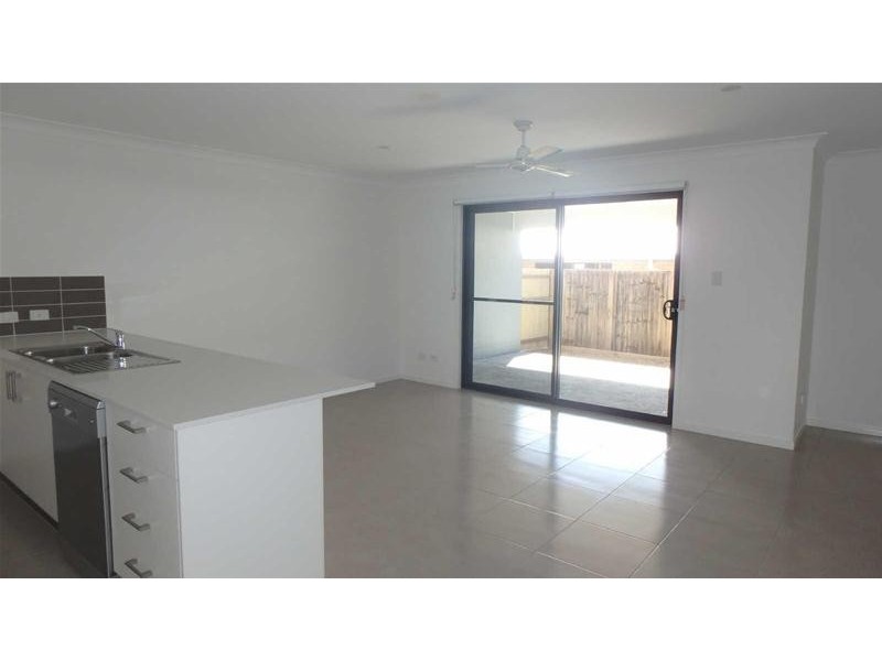 2/55  Imelda Way, Pimpama QLD 4209