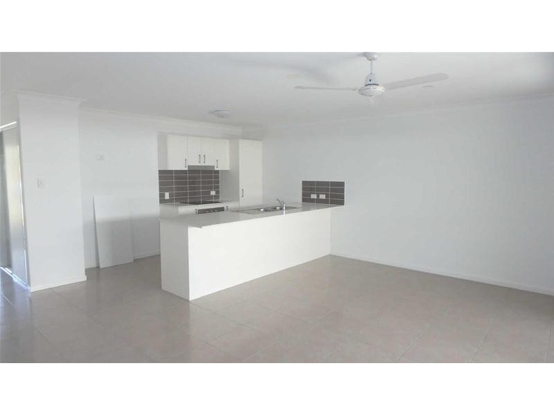 2/55  Imelda Way, Pimpama QLD 4209