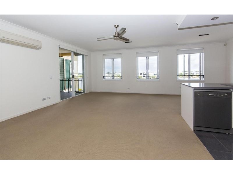 48/3030 The Boulevard, Carrara QLD 4211