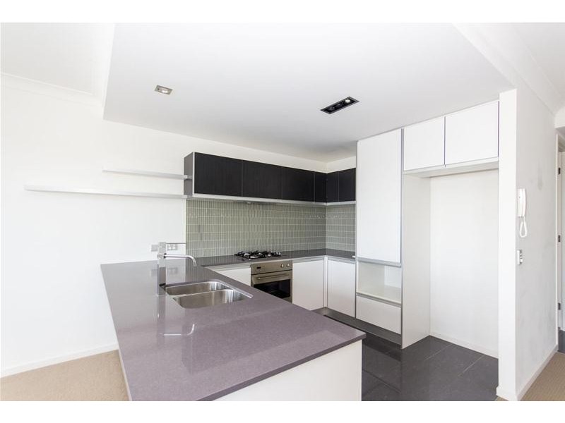 48/3030 The Boulevard, Carrara QLD 4211