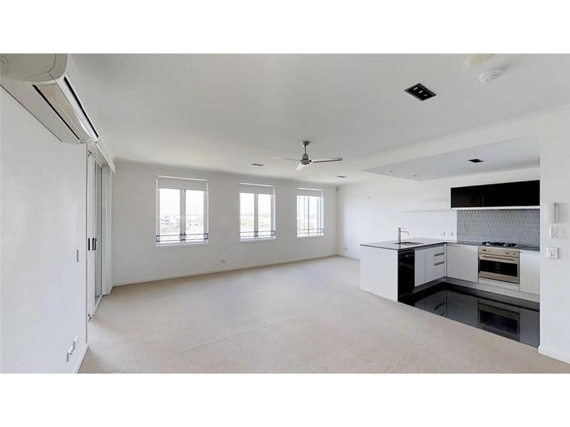 48/3030 The Boulevard, Carrara QLD 4211