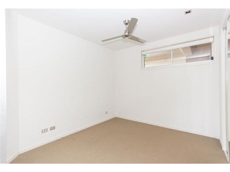 48/3030 The Boulevard, Carrara QLD 4211