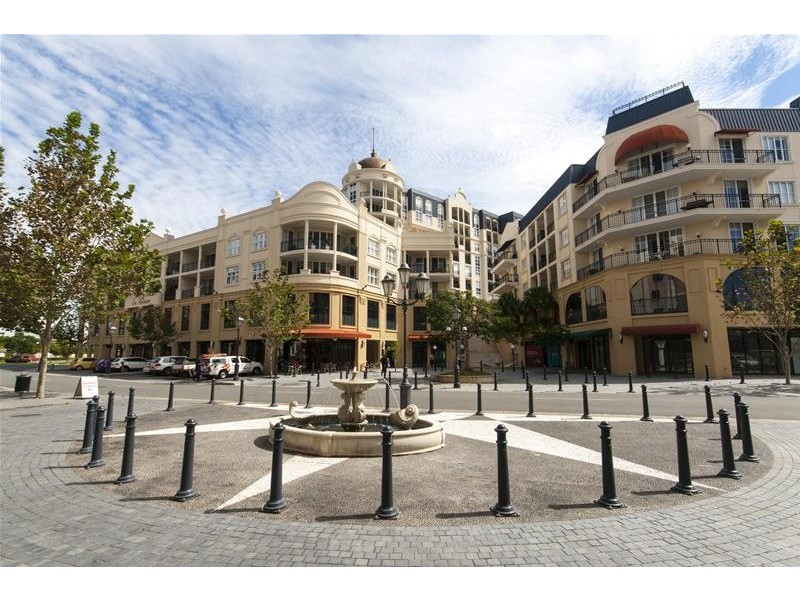 48/3030 The Boulevard, Carrara QLD 4211