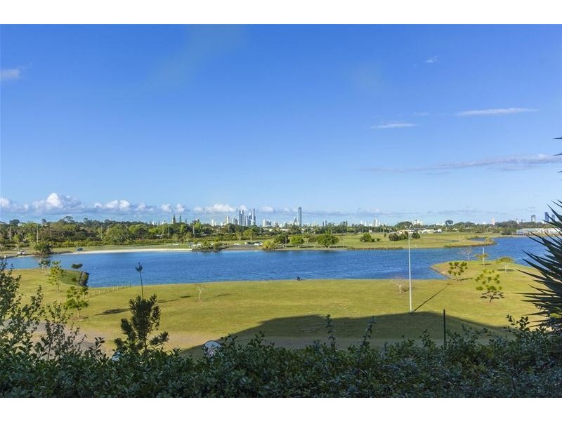 48/3030 The Boulevard, Carrara QLD 4211