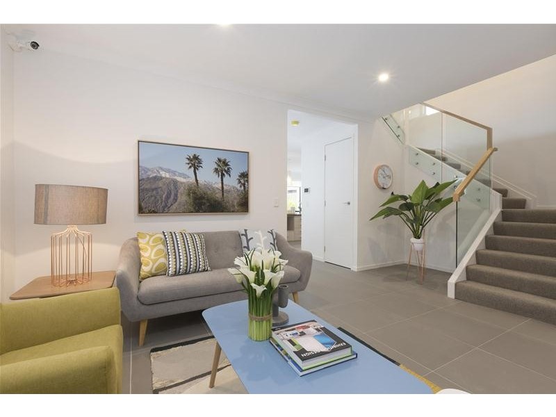 25 Hans Street, Upper Coomera QLD 4209