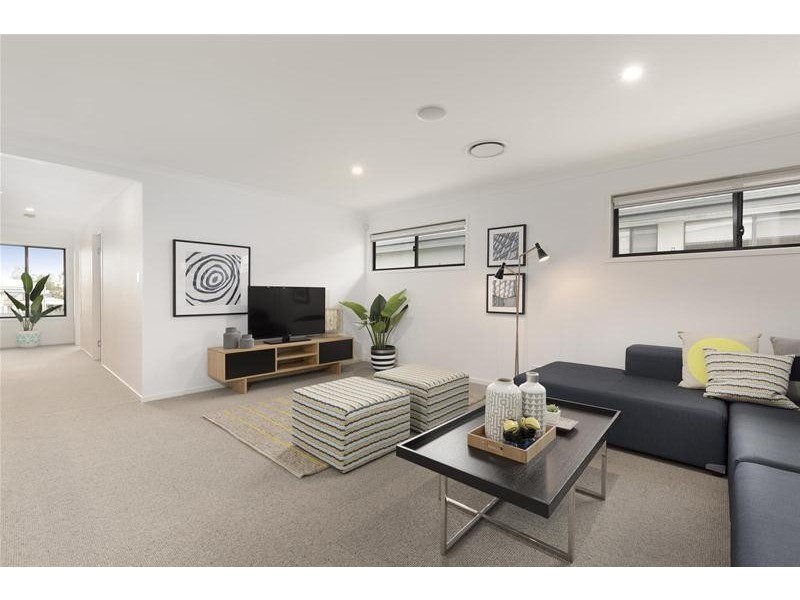 25 Hans Street, Upper Coomera QLD 4209