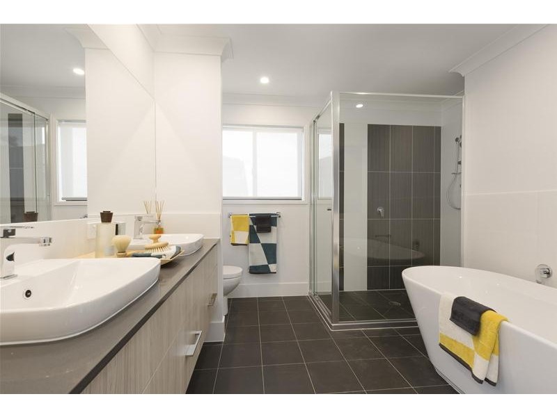 25 Hans Street, Upper Coomera QLD 4209