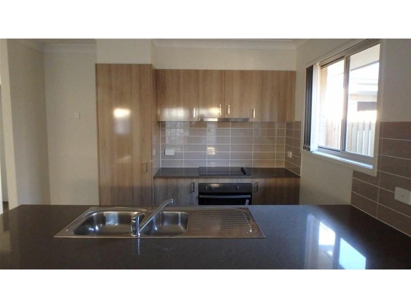 26  Wharf Street, Pimpama QLD 4209