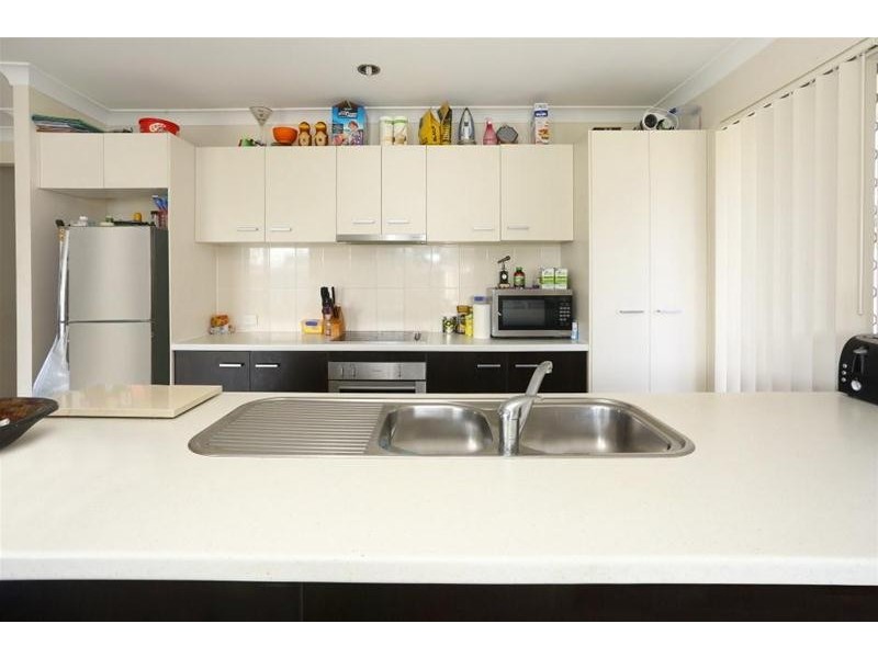 8 Collingrove Circuit, Pimpama QLD 4209