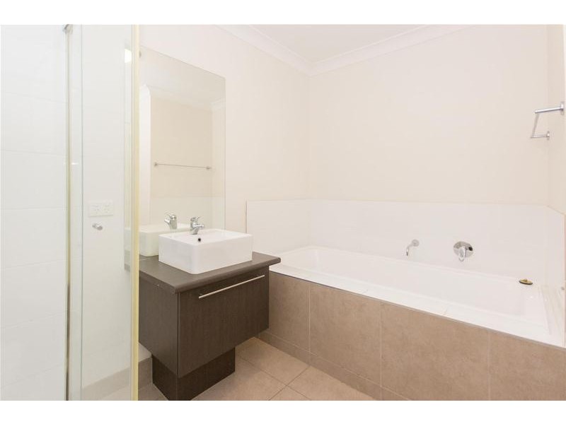 3/22 Christine Drive, Coomera QLD 4209