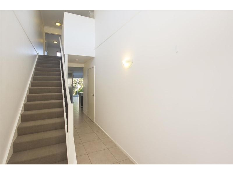 3/22 Christine Drive, Coomera QLD 4209