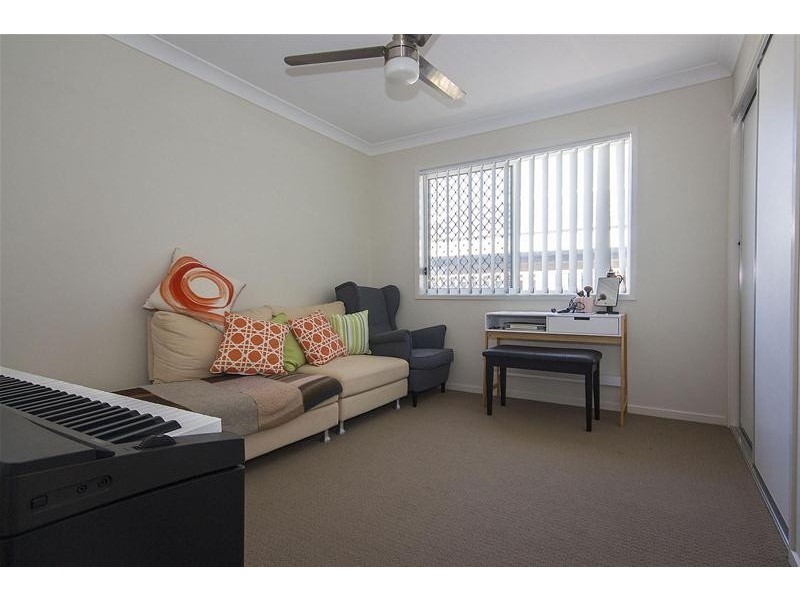 2/7 Isetta Court, Upper Coomera QLD 4209