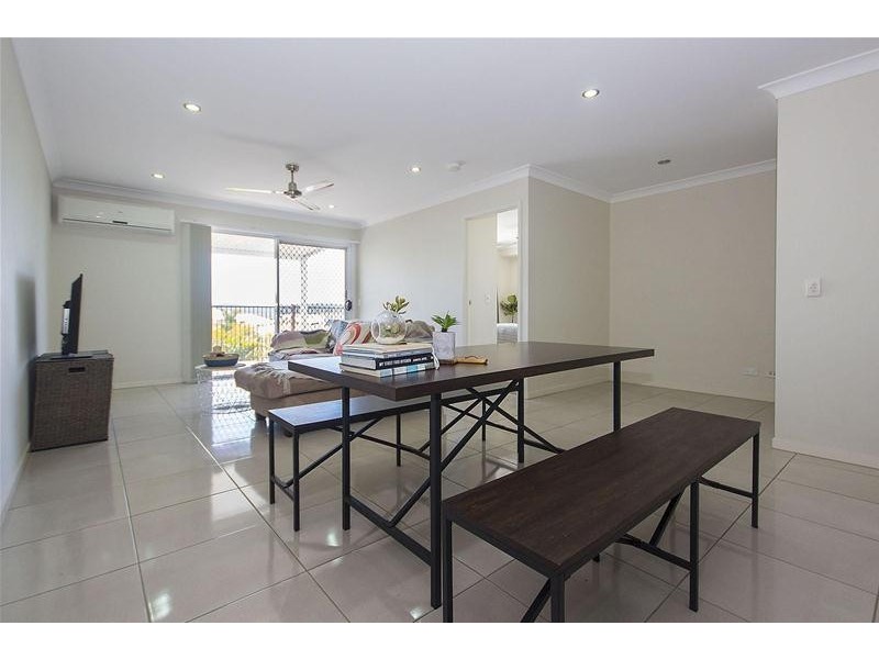 2/7 Isetta Court, Upper Coomera QLD 4209