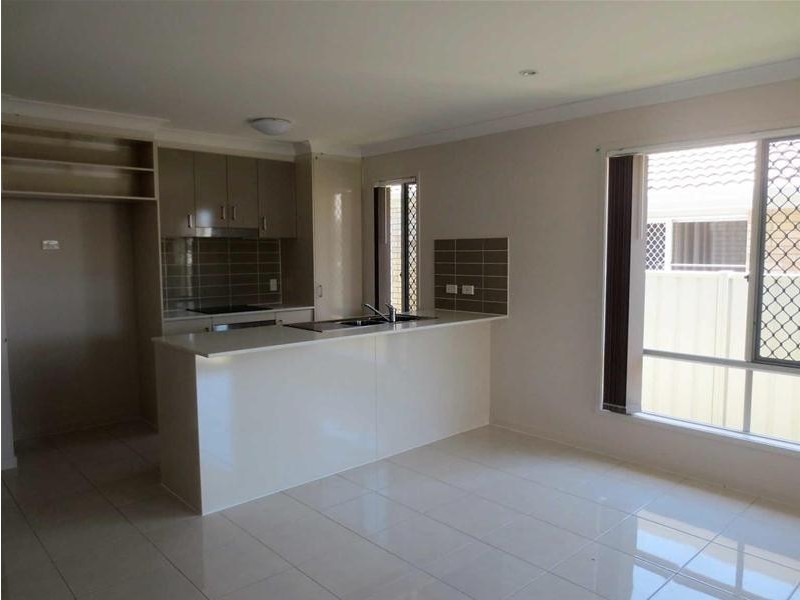 8  Parkvista Circuit, Coomera QLD 4209