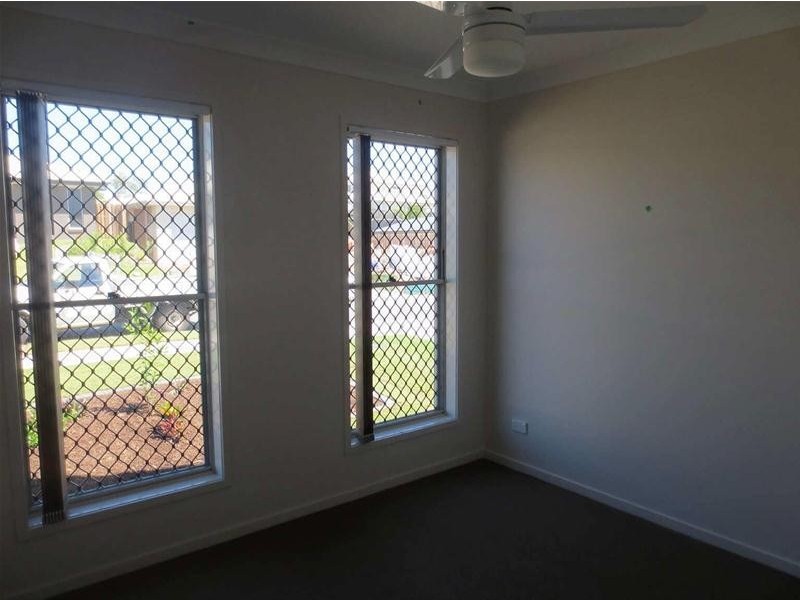 8  Parkvista Circuit, Coomera QLD 4209