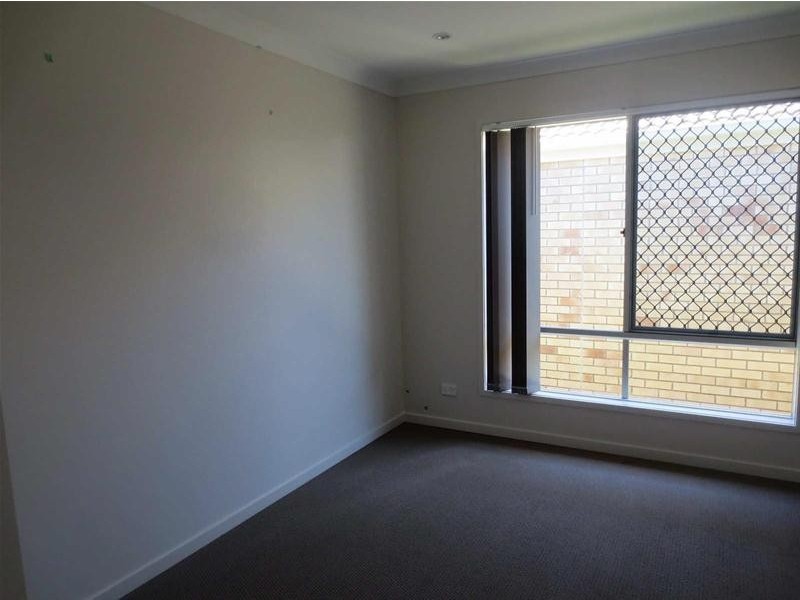 8  Parkvista Circuit, Coomera QLD 4209