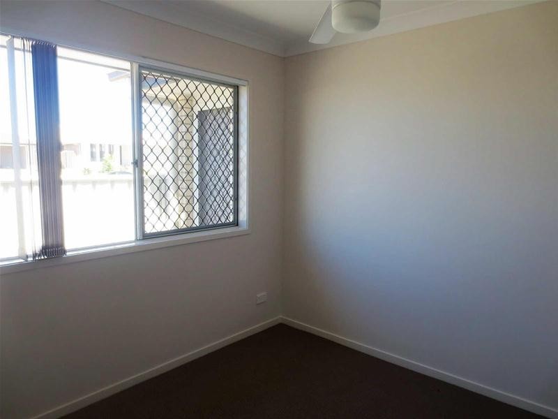 8  Parkvista Circuit, Coomera QLD 4209