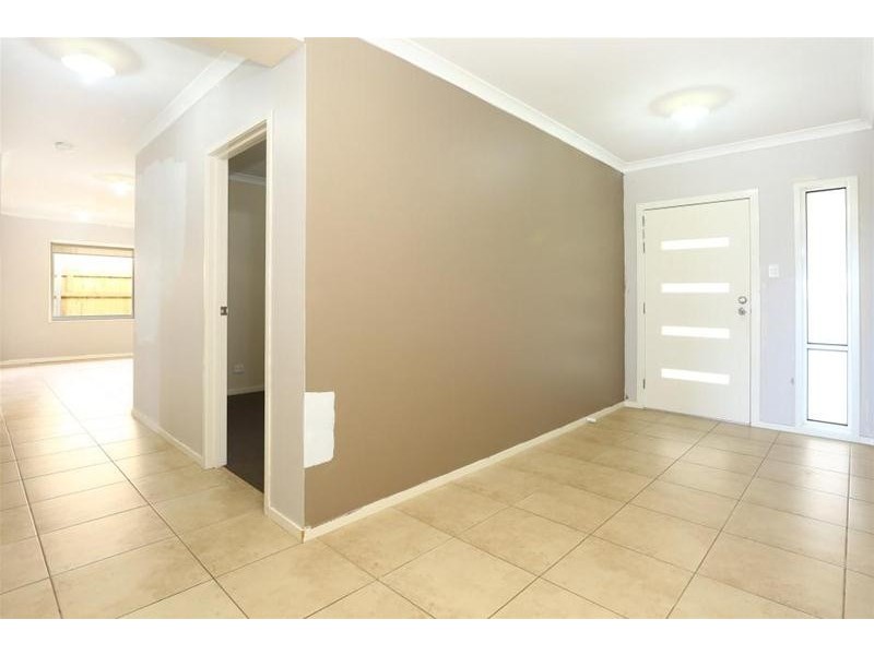 19 Denise Drive, Upper Coomera QLD 4209