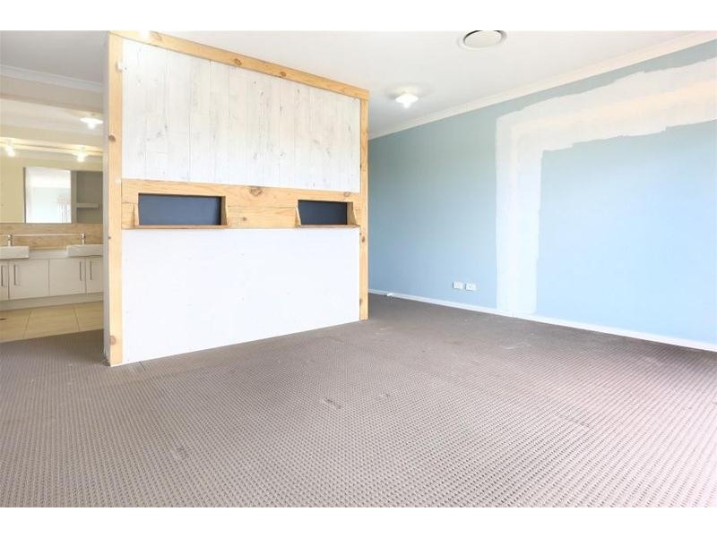 19 Denise Drive, Upper Coomera QLD 4209