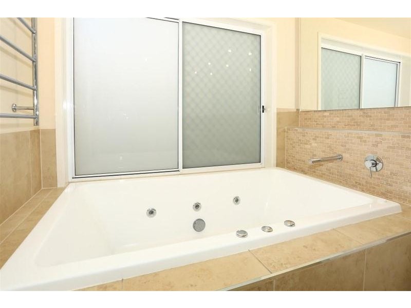 19 Denise Drive, Upper Coomera QLD 4209