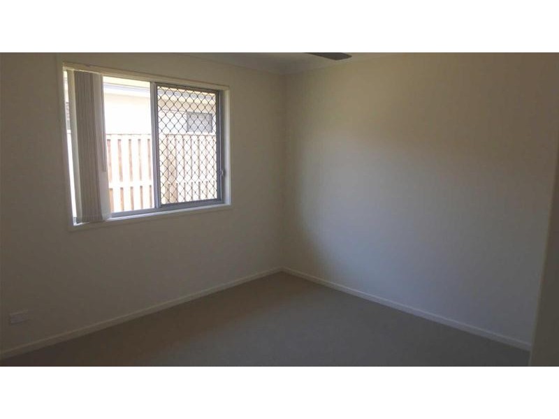 77  Beaumont Drive, Pimpama QLD 4209