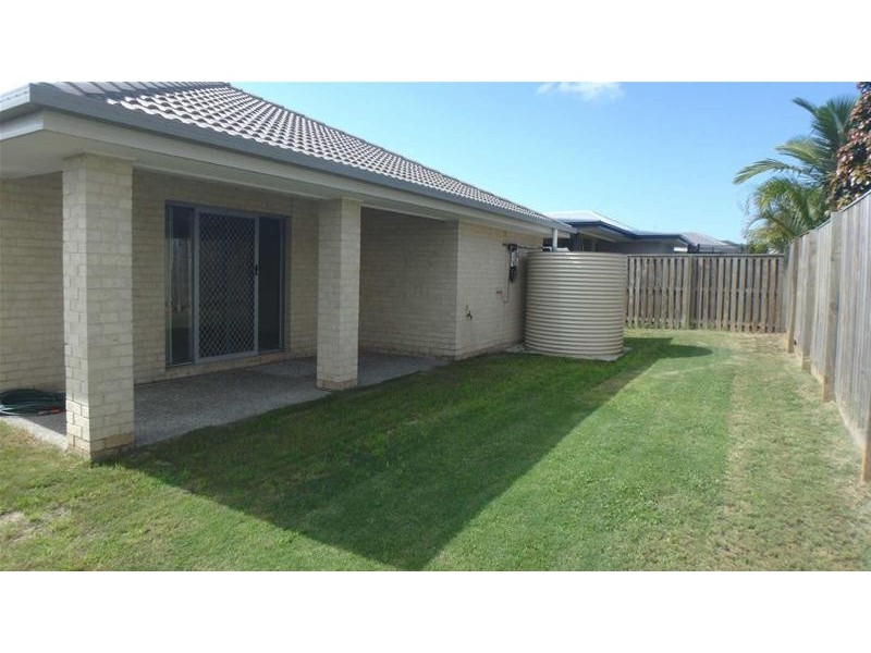 77  Beaumont Drive, Pimpama QLD 4209