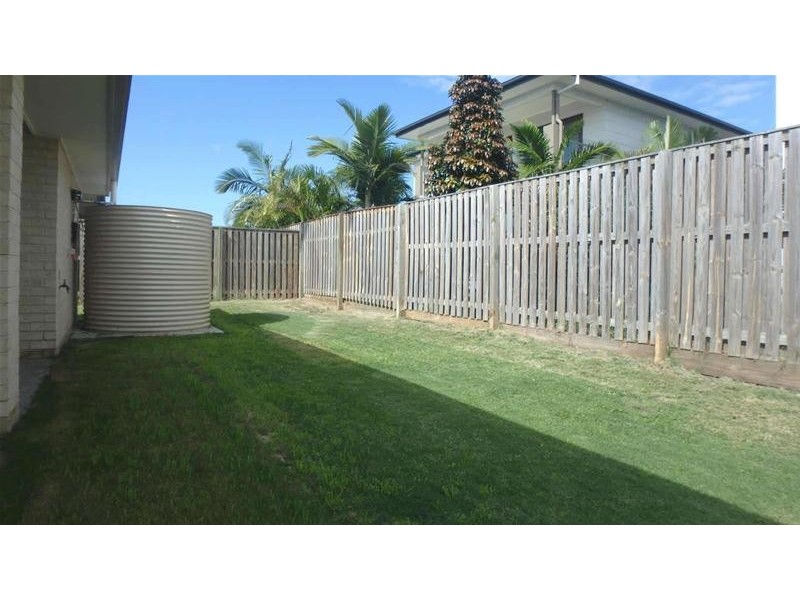 77  Beaumont Drive, Pimpama QLD 4209