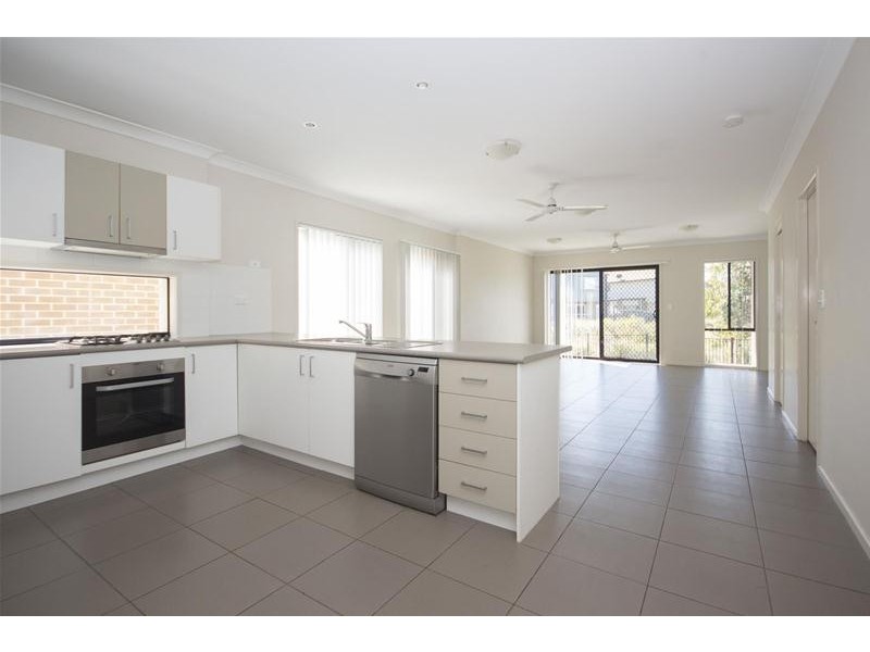 52  Lisa Crescent ‘Lily Rise Estate’, Coomera QLD 4209