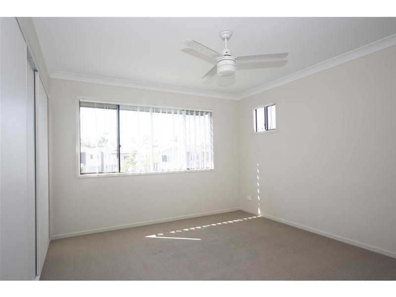 52  Lisa Crescent ‘Lily Rise Estate’, Coomera QLD 4209