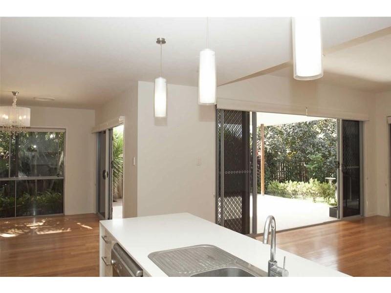 27 Scenic Crescent, Coomera QLD 4209