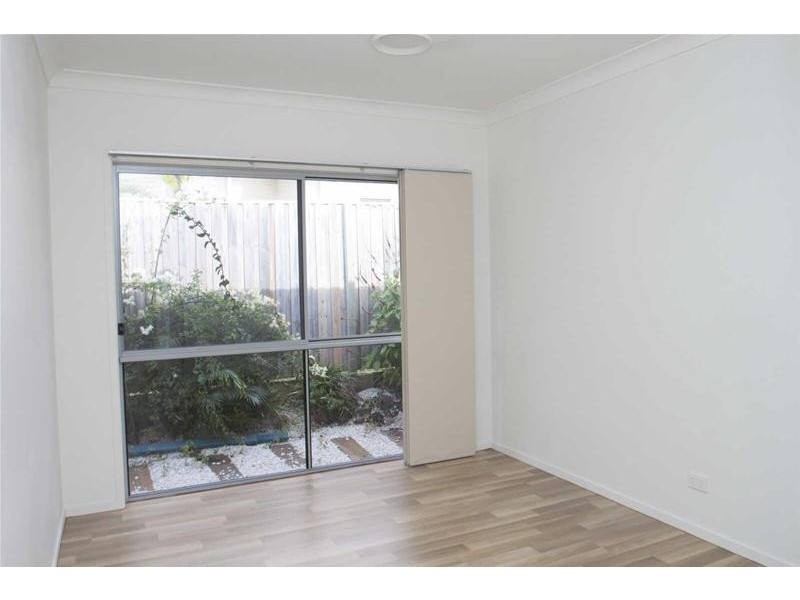 27 Scenic Crescent, Coomera QLD 4209