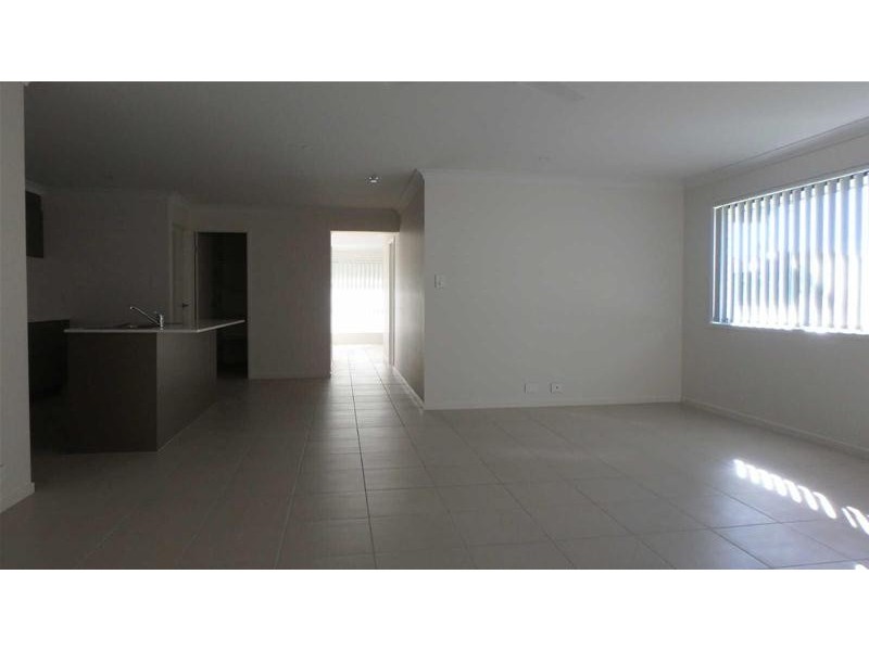 2  Oscar Close, Ormeau QLD 4208