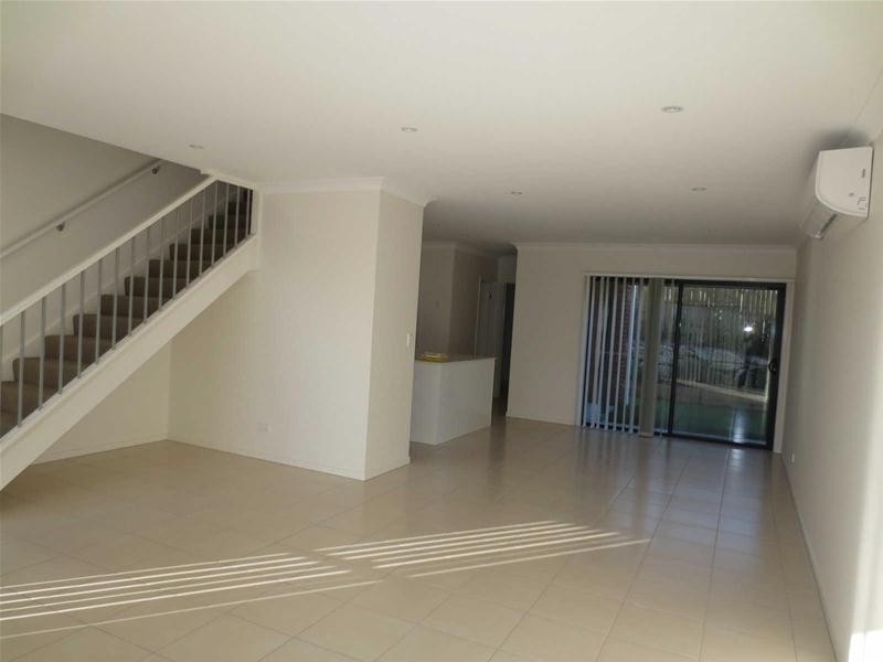 1/33  Pyrite Street (Lot 8) Oreland Estate, Pimpama QLD 4209