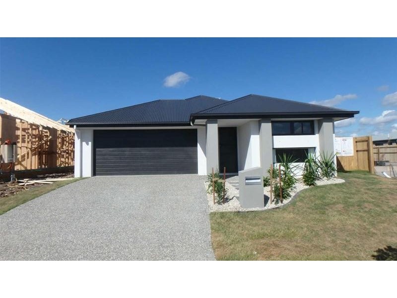 26  Augusta Boulevard, Pimpama QLD 4209