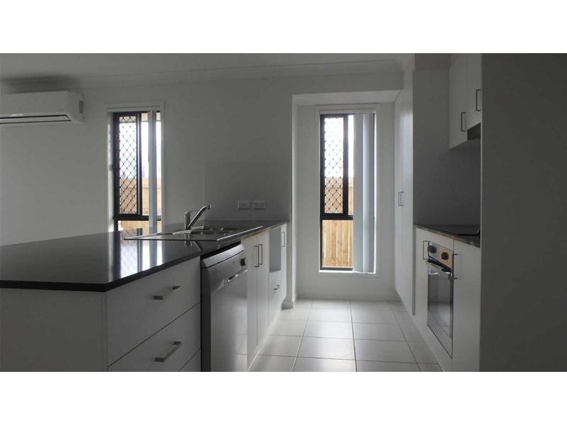 26  Augusta Boulevard, Pimpama QLD 4209