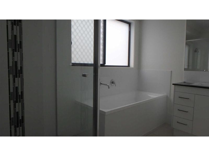 26  Augusta Boulevard, Pimpama QLD 4209