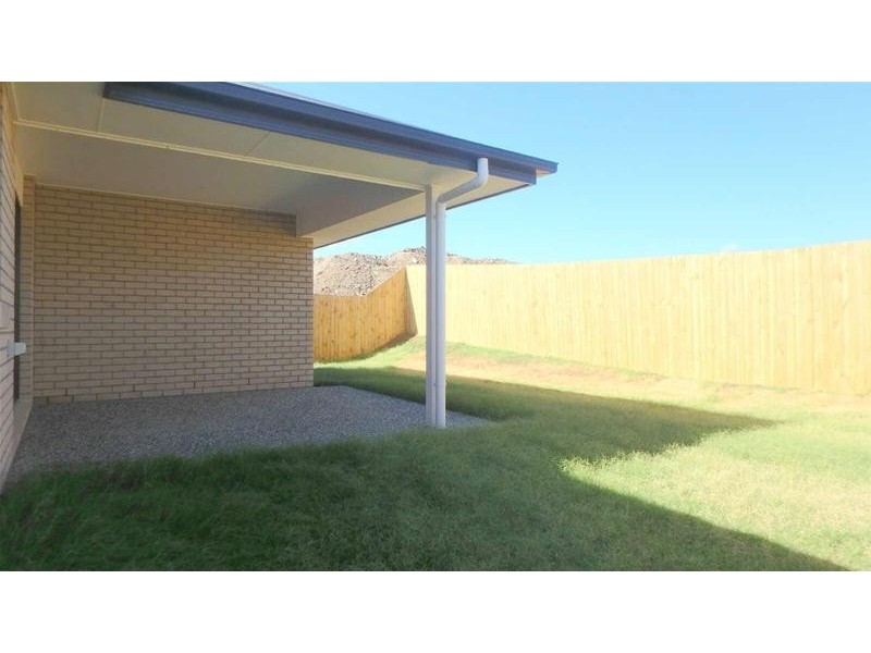 26  Augusta Boulevard, Pimpama QLD 4209